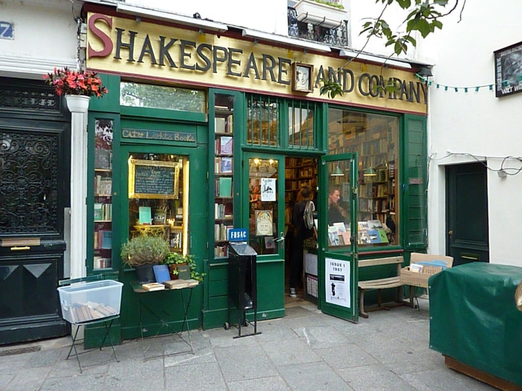 shakespeare-and-co-paris-bookstore-1024x768