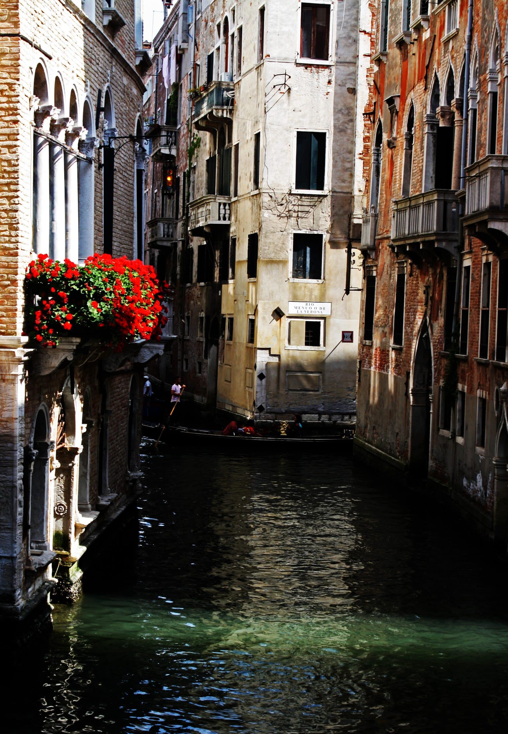 The Bridge of Sighs: All About Venice's Most Famous Bridge - Through  Eternity Tours